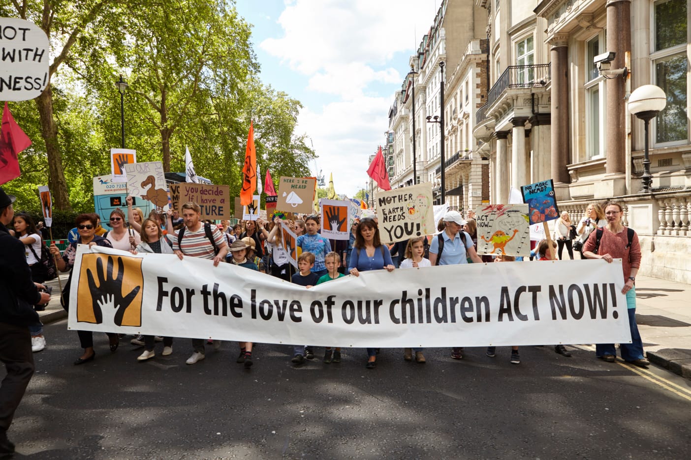 credit: jonthephotographer.co.uk and Mothers Rise Up UK