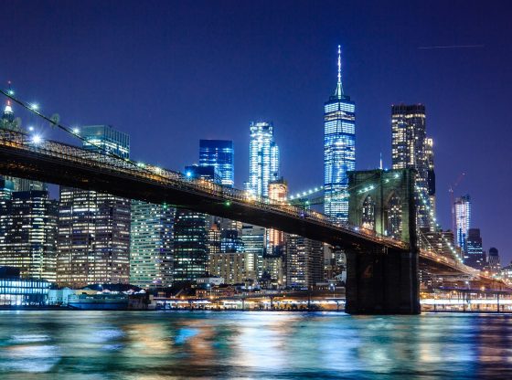 new york city photography-of-bridge-during-nighttime-1239162