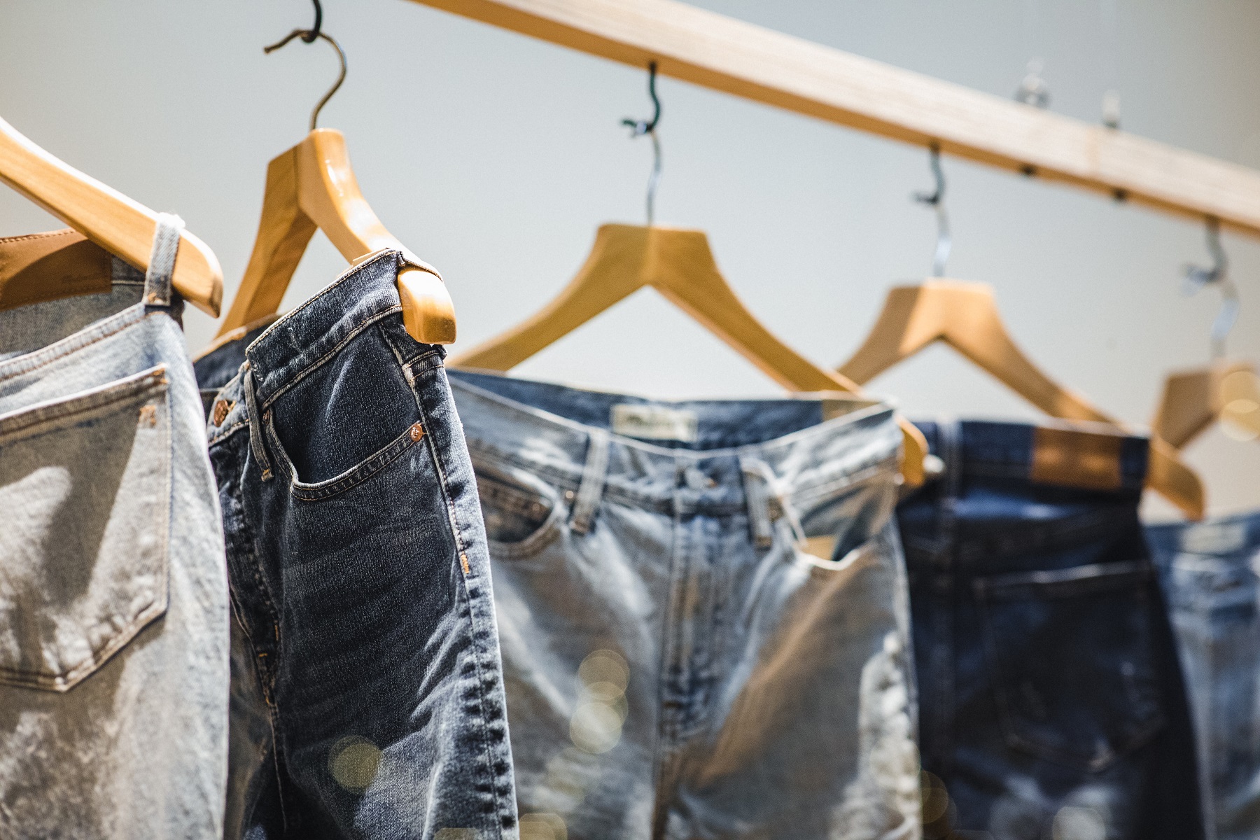 Jeans (Jason Leung on Unsplash)