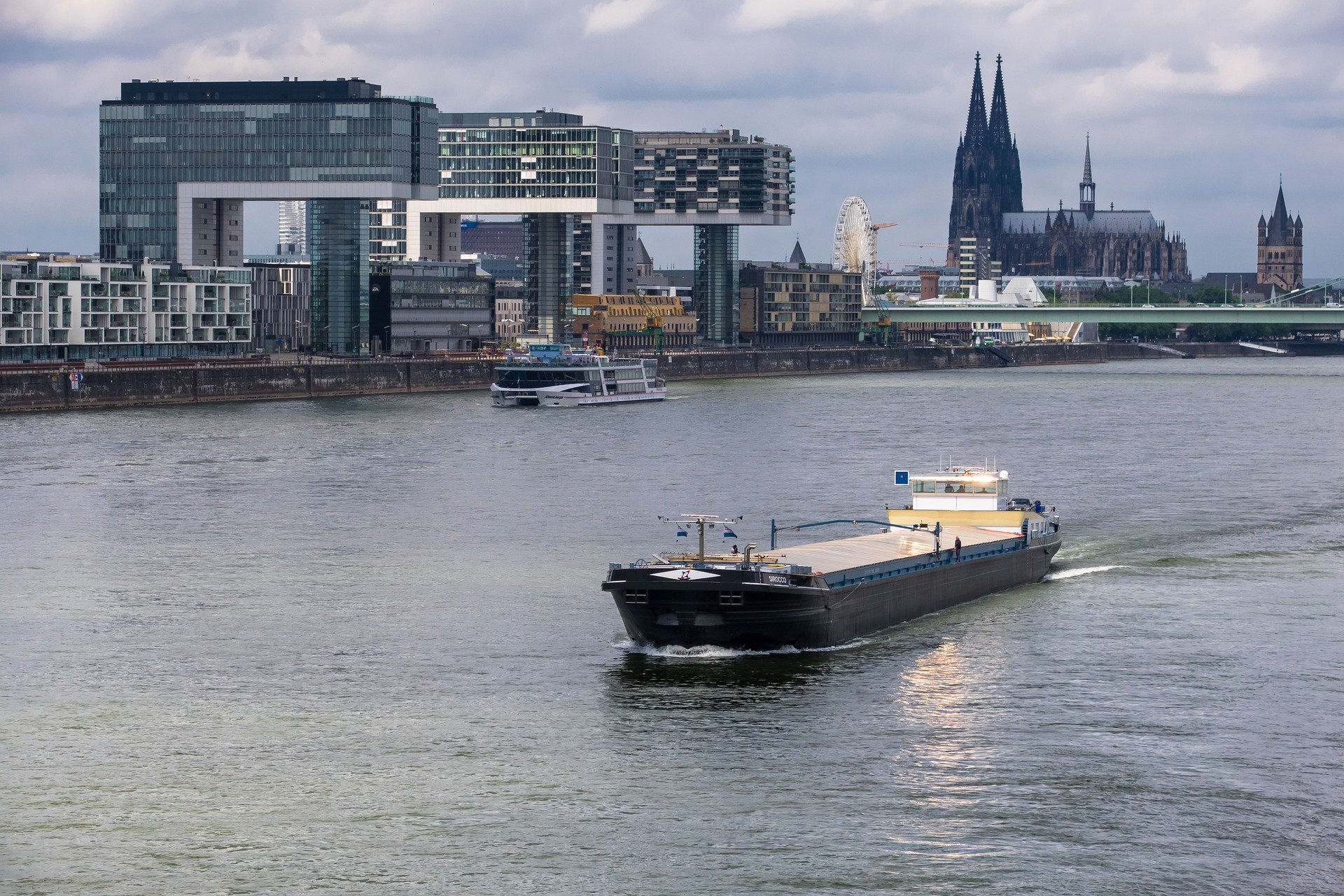 Rhine (Thomas B. from Pixabay)