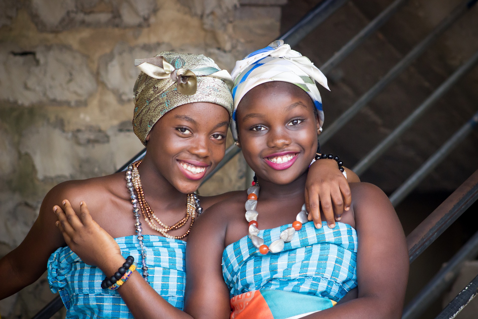 African women (jason sackey from Pixabay)