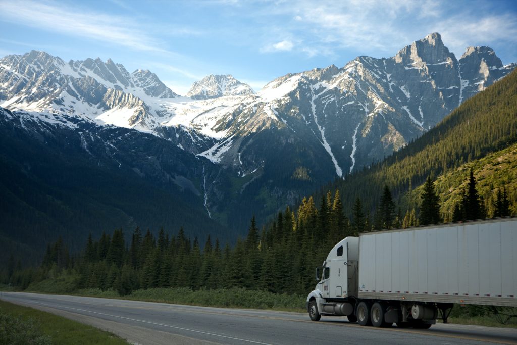 Truck (500photos.com from Pexels)